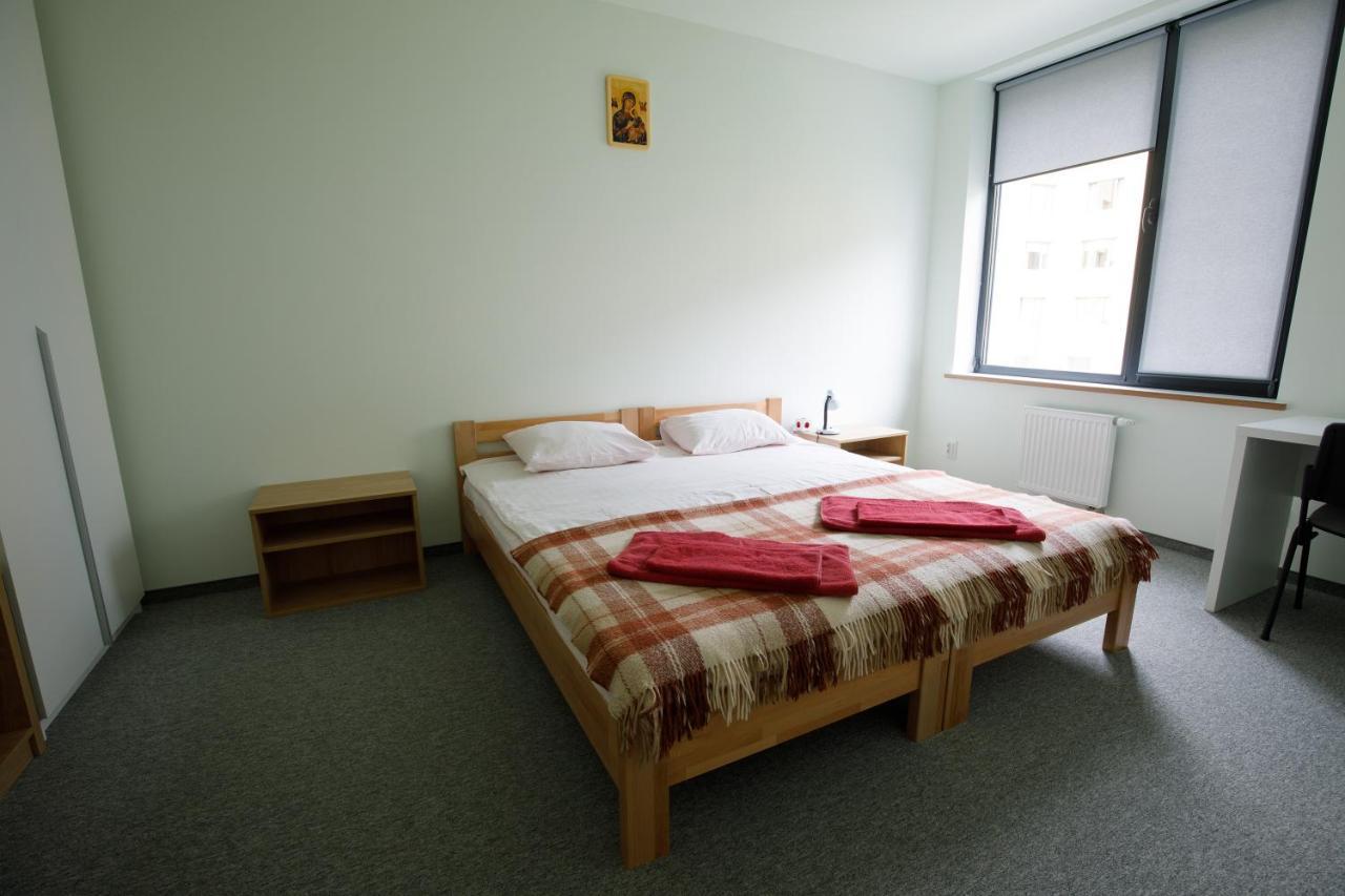 Ucu Inn - Кімнати Для Гостей Lviv Ngoại thất bức ảnh
