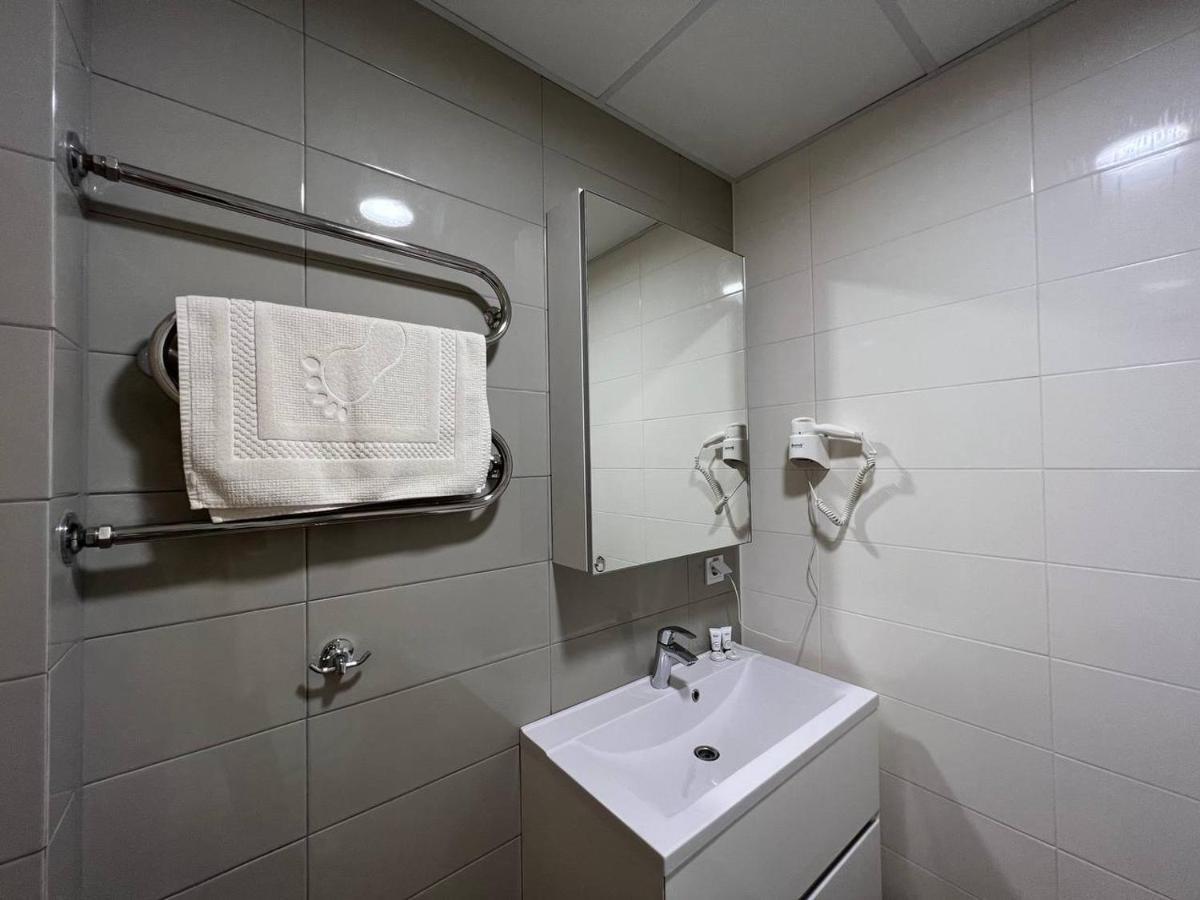 Ucu Inn - Кімнати Для Гостей Lviv Ngoại thất bức ảnh