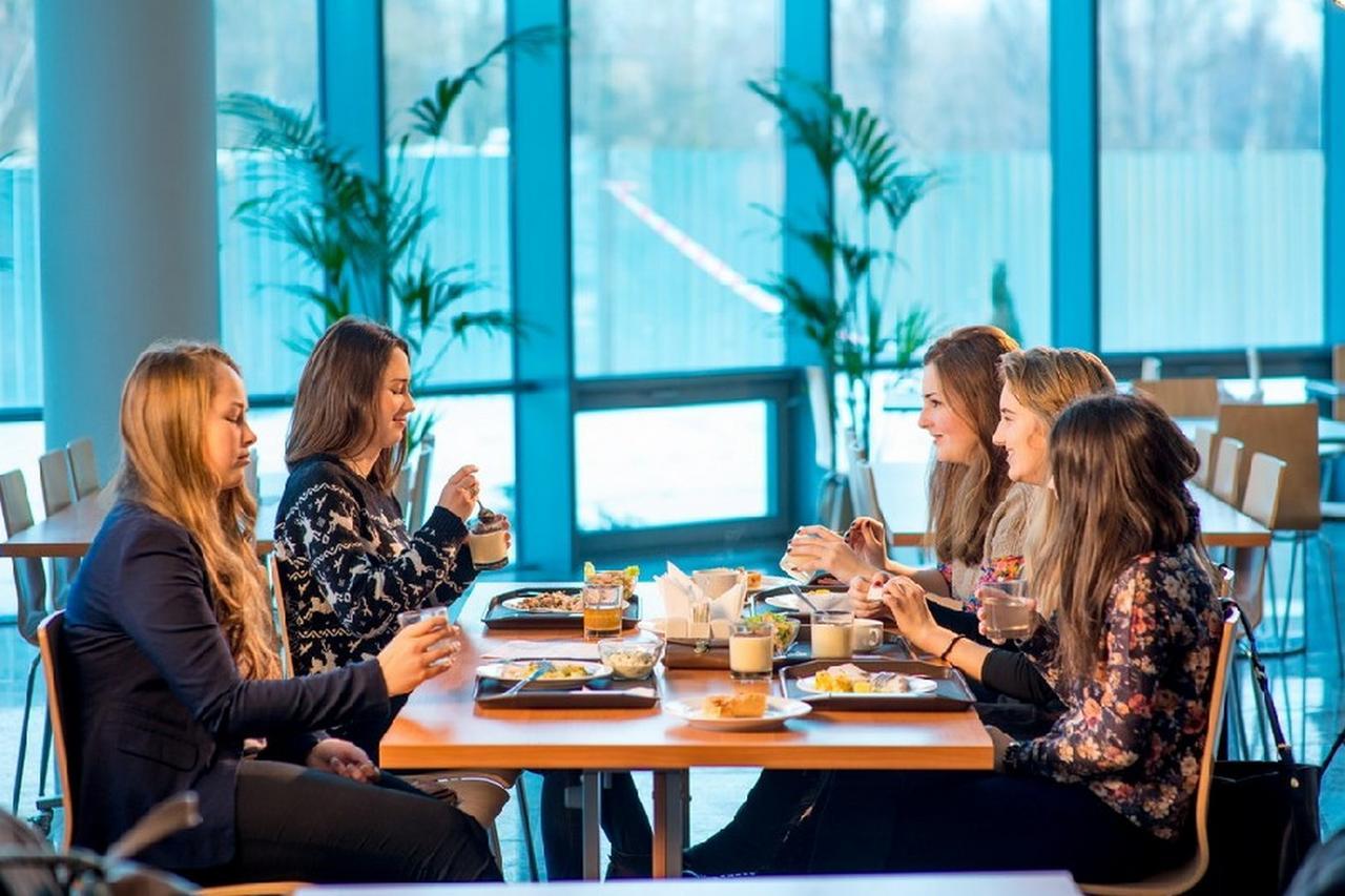 Ucu Inn - Кімнати Для Гостей Lviv Ngoại thất bức ảnh