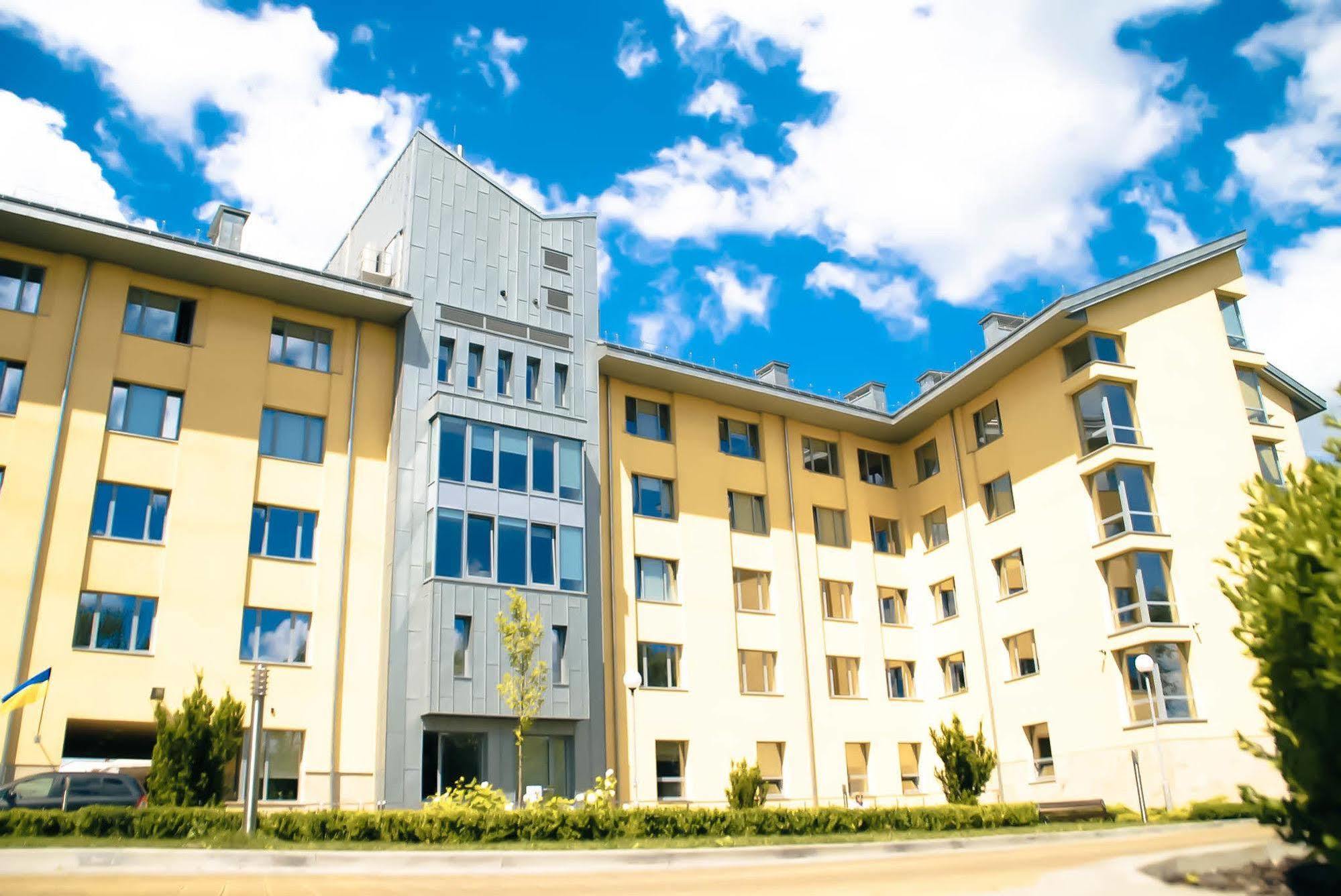 Ucu Inn - Кімнати Для Гостей Lviv Ngoại thất bức ảnh