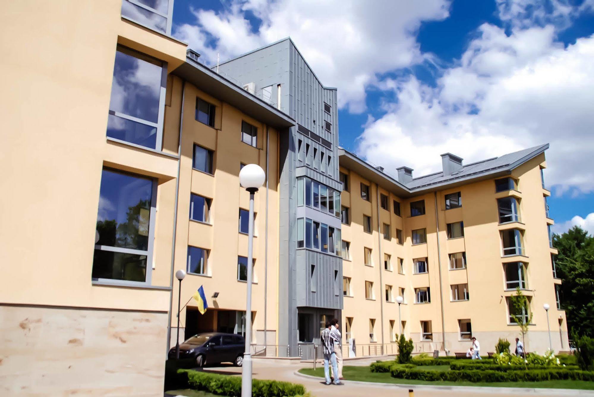 Ucu Inn - Кімнати Для Гостей Lviv Ngoại thất bức ảnh